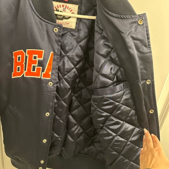 Mitchell & Ness NFL Chicago Bears Gameday Navy Blue Satin Jacket size M -BNWT - Picture 9 of 11